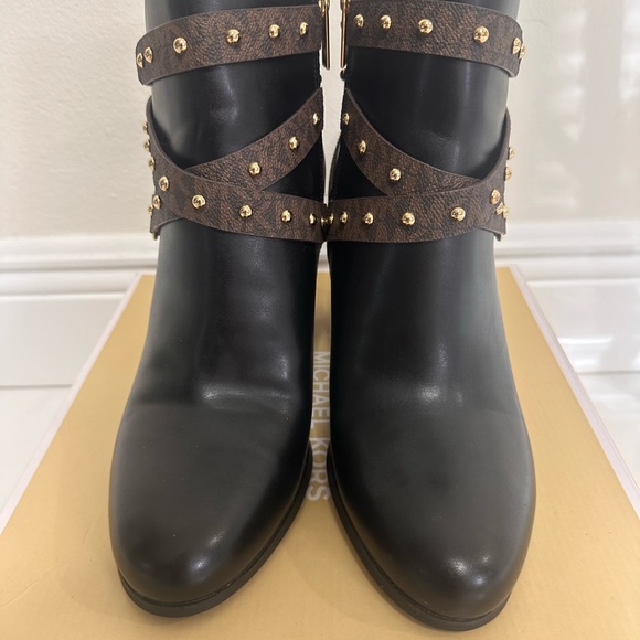 Michael Kors Black and Brown Heeled Boots with Gold Accents - Picture 3 of 9